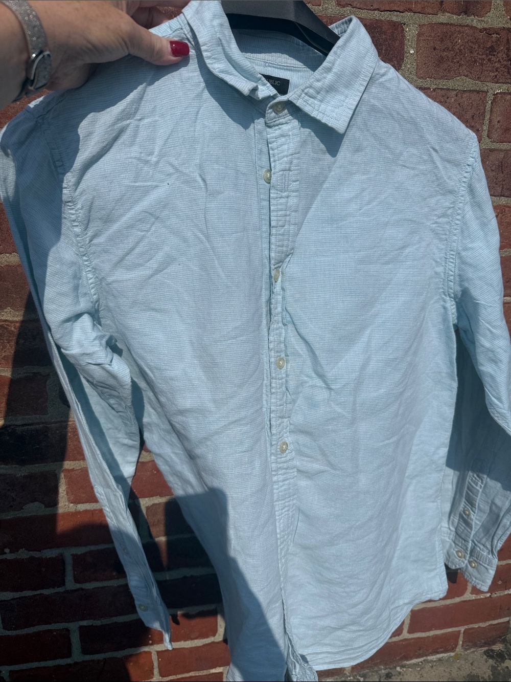 Banana Republic Light Blue Button-Down Mens Shirt untucked  slim fit size L